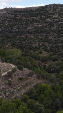Kanyon vadisi boyunca, vadiden görünen manzara, Ulubey Kanyon Doğa Parkı, Türkiye Usak
