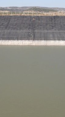 Hava sulama havuzu, yapay sulama havuzu, su deposu, tarım sulama, kuraklık ve iklim krizi rezervuarı