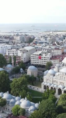 Seyzade Cami Camii İstanbul 'daki antik semboller, Dji insansız hava aracı kent manzaralı havadan çekimler, Türkiye' nin tarihi konumu Fatih 