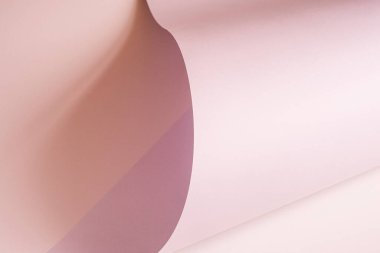 Gölgeli büyük bir kağıt. Pembe gölge. Görüntü.