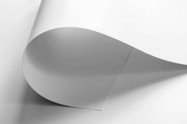 Siyah beyaz büyük bir sayfa..