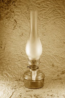 Cam bir ampulde eski bir gaz lambası. Vintage renk resmi.