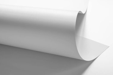 Siyah beyaz bir sayfa..