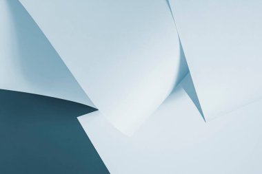 Çeşitli yaratıcı çözümler için arka plan olarak soğuk tonlu kağıt kağıtlar.