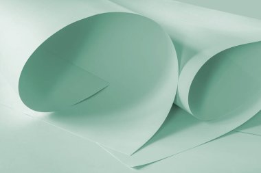 Yeşil tonda kağıtlar. Yaratıcı tasarım çalışmaları için arkaplan.