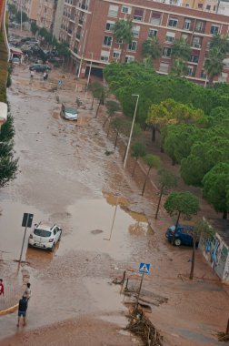 Catarroja Valencia İspanya - 29 Eylül 2024. Valencia İspanya 'da su baskını.