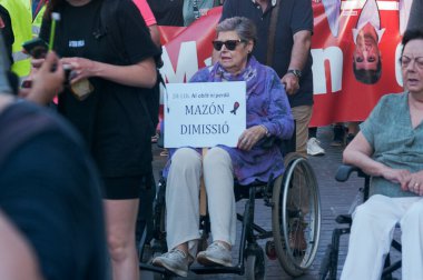 Valencia, İspanya - 29 Mayıs - 2025. Gösteri ve genel grev Başkan Valencia Mazon 'un istifasını talep ediyor..