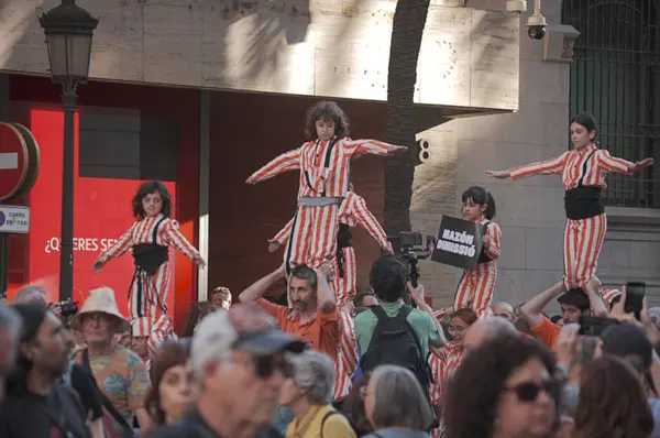 Valencia, İspanya - 29 Mayıs - 2025. Gösteri ve genel grev Başkan Valencia Mazon 'un istifasını talep ediyor.