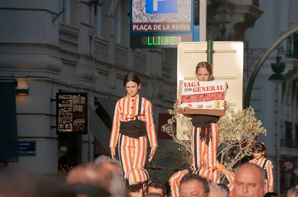 Valencia, İspanya - 29 Mayıs - 2025. Gösteri ve genel grev Başkan Valencia Mazon 'un istifasını talep ediyor..