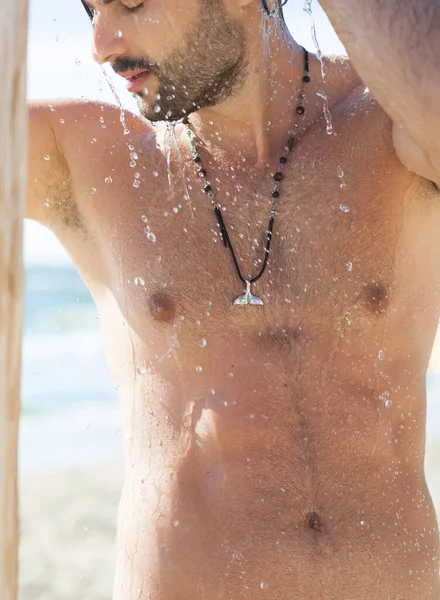 Body Handsome Man Taking Shower Sea Beach — Stock Photo, Image