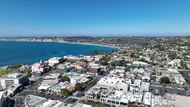 加州圣地亚哥的拉尤拉镇和海滩的空中景观 美国的旅游目的地 — 图库视频影像