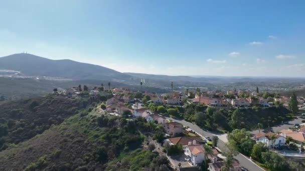 Vista Aérea Del Barrio Residencial Con Montaña Rancho Bernardo Condado — Vídeos de Stock