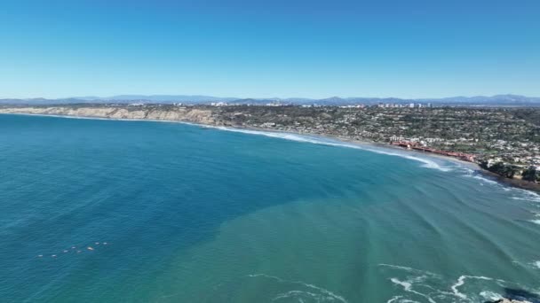 Jolla悬崖和海岸线的空中景观 美国加利福尼亚州圣地亚哥 — 图库视频影像