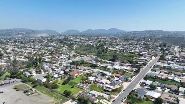 Luftaufnahme Eines Hauses Mit Blauem Himmel Einer Vorstadt San Diego — Stockvideo