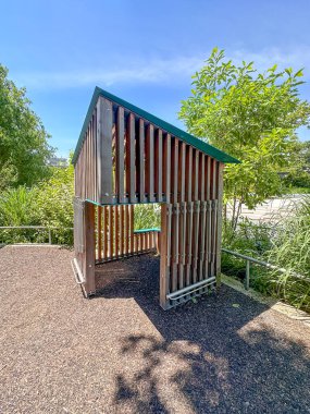 New York 'taki Battery Park' taki çağdaş oyun parkında. ABD