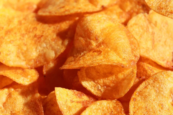 Spjälor Potato Paprika Chips Bakgrund — Stockfoto