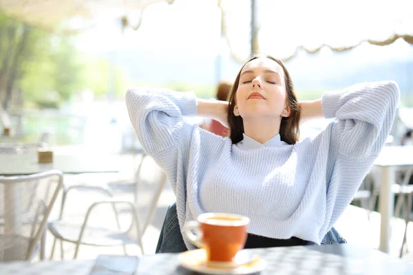 Relaxed Woman Hands Head Sitting Coffee Shop Terrace — Stock Photo, Image