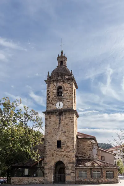 Старая Каменная Церковь Баскском Городе Басаури — стоковое фото