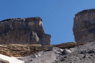 Roland Gap, Cirque de Gavarnie Pyrenees içinde
