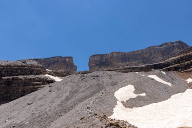 Roland Gap, Cirque de Gavarnie Pyrenees içinde