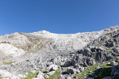 Valley in the Spanish Pyrenees. Ordesa and Monte Perdido National Park in the Pyrenees.