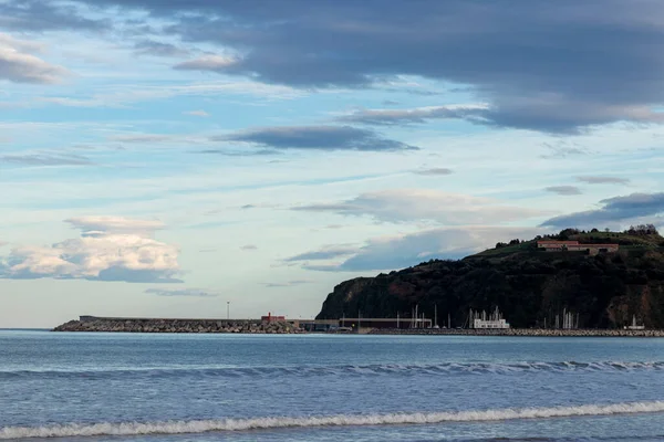 Cantabrian Sahil Hattı Sakin Kaçış Huzur Macera Bekliyor — Stok fotoğraf
