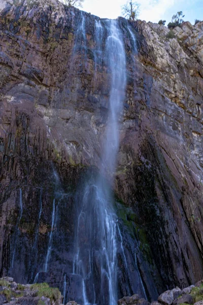 Majestätischer Wasserfall Ason Rivers Die Heitere Schönheit Kantabriens Natur Entdecken — Stockfoto