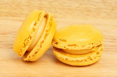 Tahtada limonlu kurabiye.