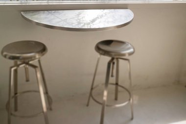 Hint kahvecisinin en az grunge stili dekorasyonu, stok fotoğrafı.