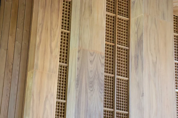 木製の表面を持つモダンなミニマリストルームインテリア ストックフォト — ストック写真
