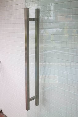 Rahat mobilyaları ve stok fotoğrafı olan bir kafeterya.