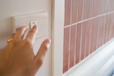 Rahat mobilyaları ve stok fotoğrafı olan bir kafeterya.