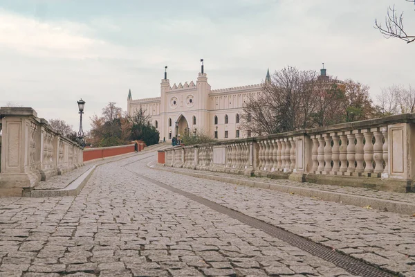 Dlážděná Kamenná Cesta Hradu Lublin Fasáda Věž Hradu — Stock fotografie