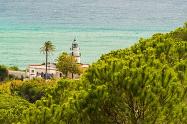 Far de Calella - Calella 'daki antik deniz feneri. Costa del Maresme, İspanya, Katalonya