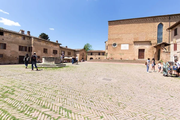 San Gimignano Italien Maj 2021 Turister Besöker Den Vackra Staden — Stockfoto