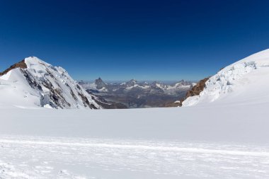 Monte Rosa, İtalya 'da yürüyüş sırasında bir manzara