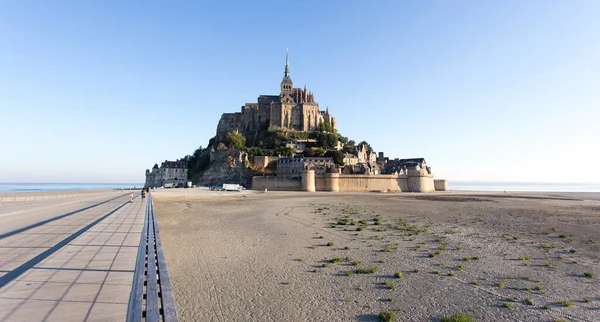 Mont Saint Michel Γαλλία Αυγούστου 2016 Θέα Στον Προορισμό Προσκυνήματος — Φωτογραφία Αρχείου