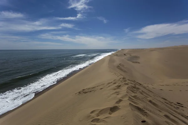 Foto Baía Walvis Onde Areia Namíbia Encontra Mar Namíbia — Fotografia de Stock