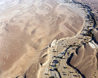 Namibya 'daki Sossusvlei çölünün helikopter manzarası