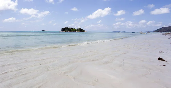 Digue Seychelles Abril 2019 Vista Playa Con Barcos Digue — Foto de Stock