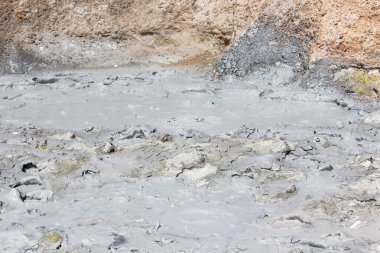 Uyuni, Bolivya 'da sıcak su çamuru manzarası  