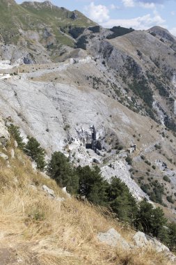 İtalya, Carrara 'daki mermer ocağının manzarası 