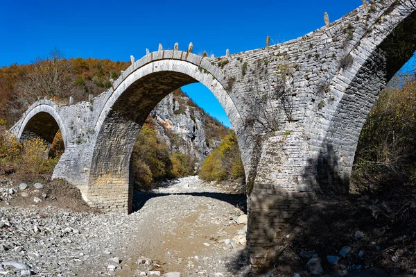 Veduta Del Tradizionale Ponte Kalogeriko Plakida Epiro Grecia Autum — Foto Stock