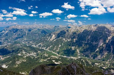 Yunanistan 'ın Epirus kentindeki Tzoumerka Dağlarının manzarası