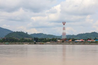 Mekong Nehri 'nin manzarası Tayland' da güzel bir doğa nehridir.