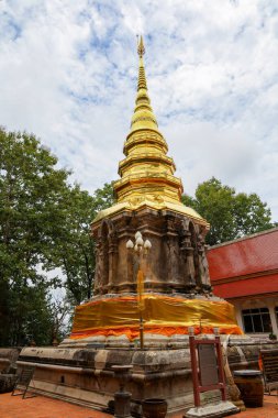 Buda 'nın kutsal emaneti, Chom Kitti' nin Çin-Tayland 'da ünlü olduğunu söylüyor.