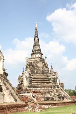 The Wat Phrasisanpeth 'deki büyük ses ünlü ve Ayutthaya, Tayland' ın tarihi simgesidir.