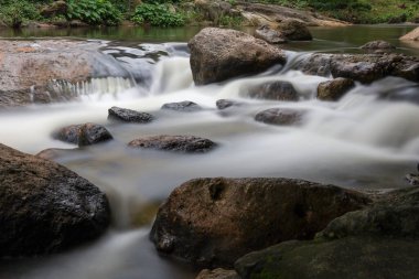 Peyzaj manzarası Roma 'nın su düşüşü çok güzel ulusal parktır.