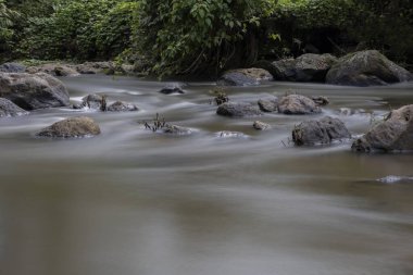 Peyzaj manzarası Roma 'nın su düşüşü çok güzel ulusal parktır.