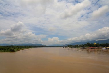 Mekong Nehri 'nin manzarası Tayland' da güzel bir doğa nehridir.